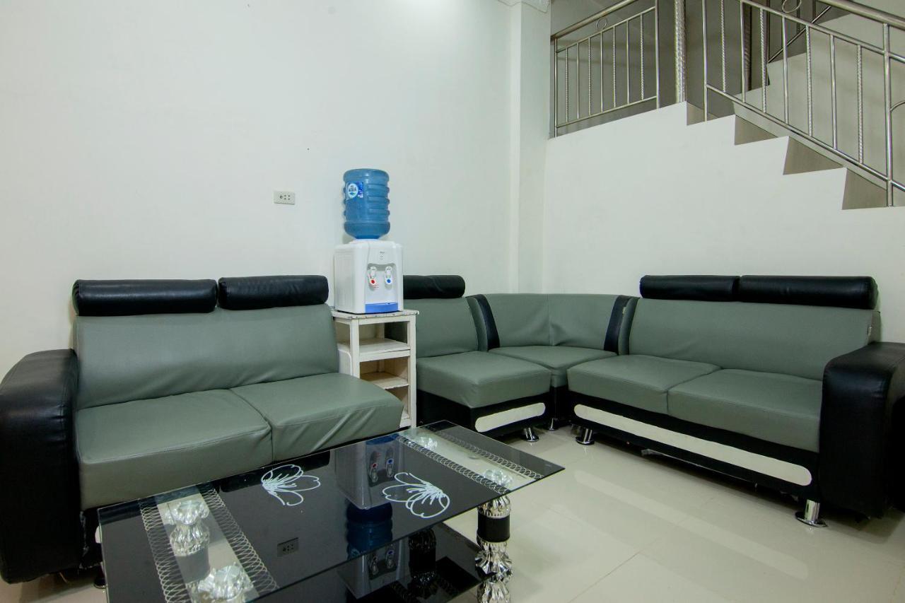 Oyo 2220 Pink'S Guest House Tarutung Buitenkant foto